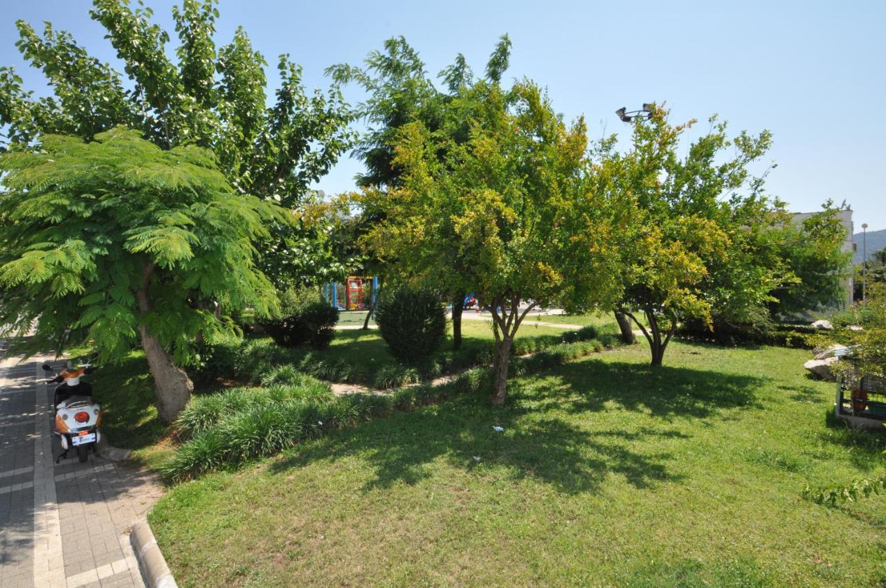 Defne & Zevkim Hotel Marmaris Exteriér fotografie