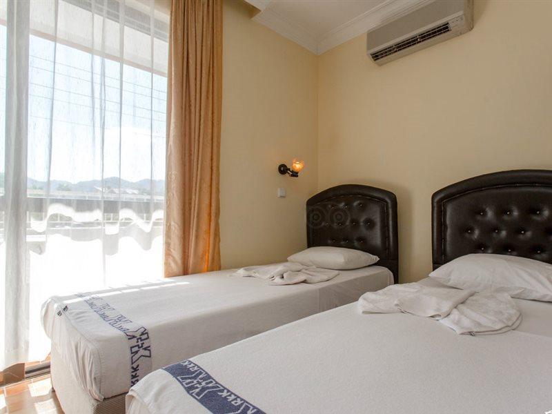 Defne & Zevkim Hotel Marmaris Exteriér fotografie