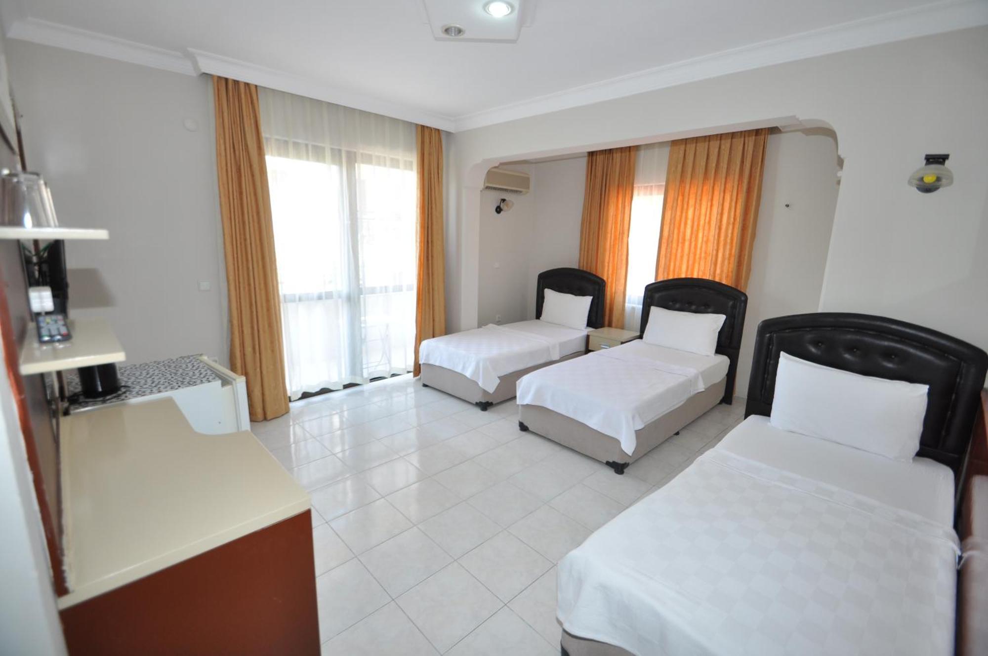 Defne & Zevkim Hotel Marmaris Exteriér fotografie